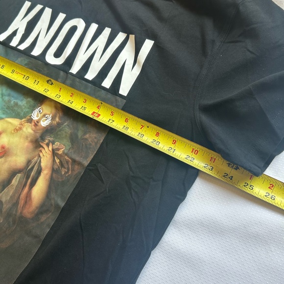 Well Known Studios Graphic Tee T-shirt Gothic Art Hype Streetwear Designer - Picture 5 of 7